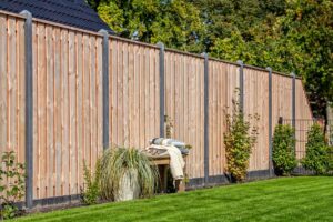 Hout-beton schutting sfeerfoto